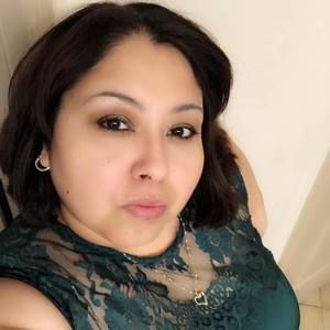 Meet your Posher, Mireya